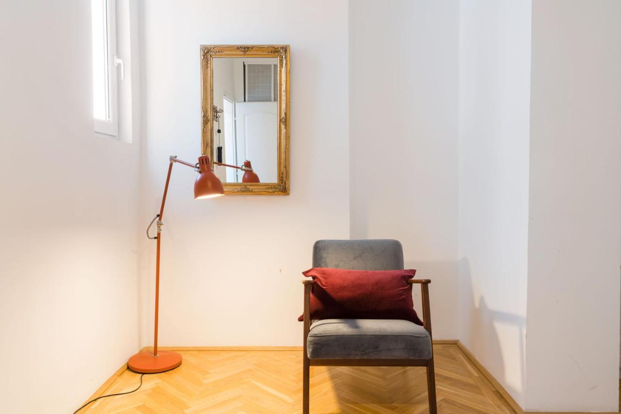 Klauzal Apartment W/3 Bedrooms, French Balcony Budapest Luaran gambar