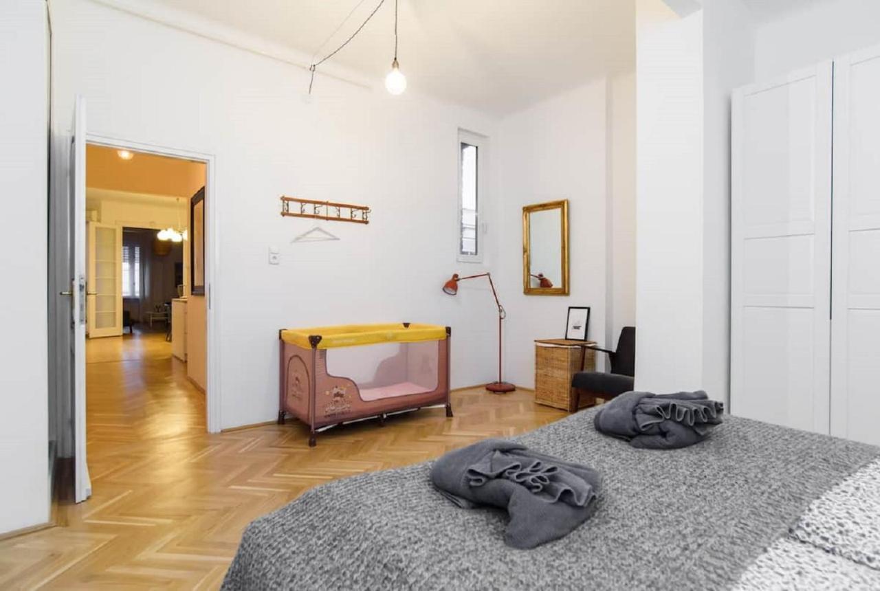 Klauzal Apartment W/3 Bedrooms, French Balcony Budapest Luaran gambar