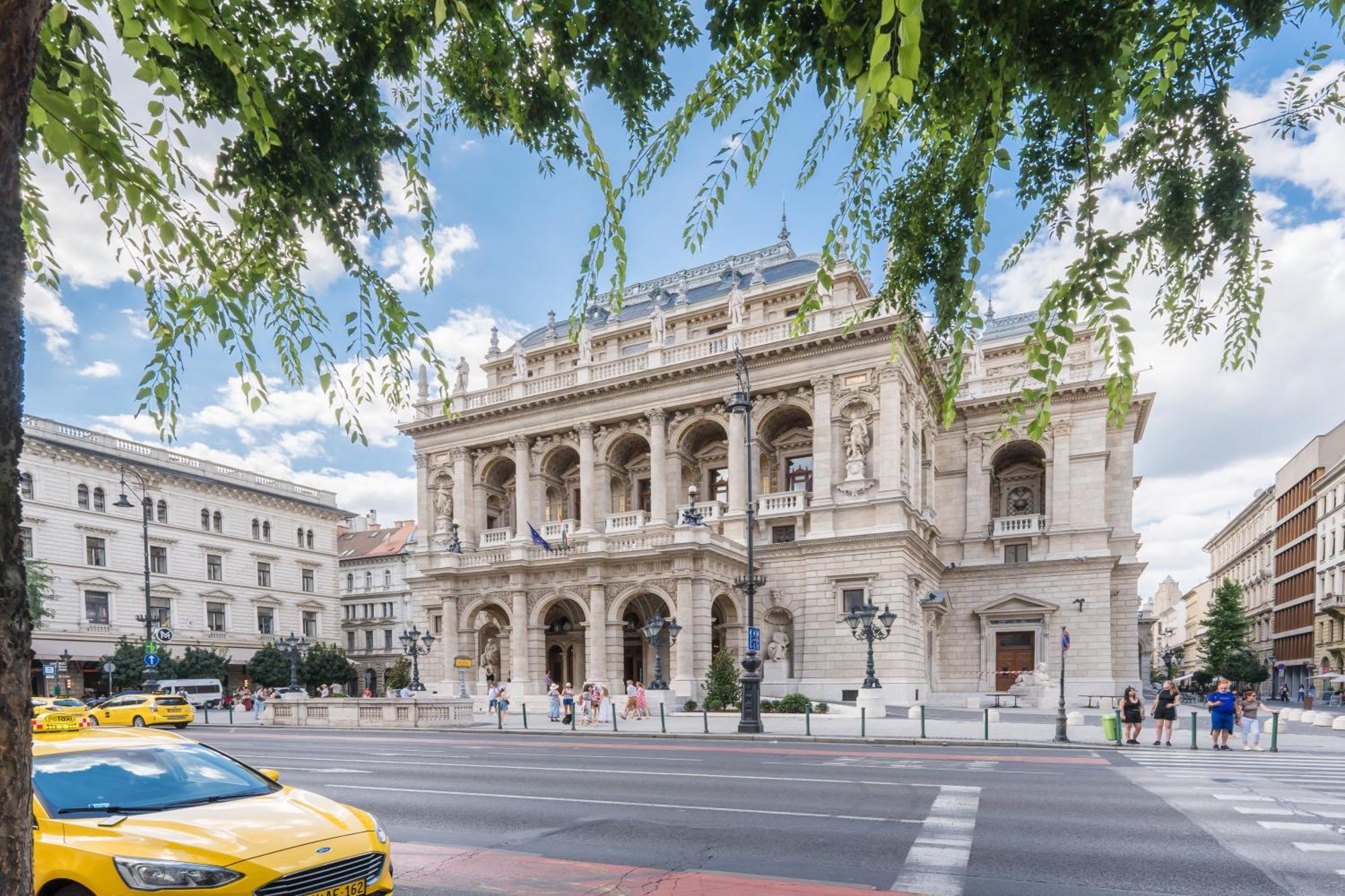 Klauzal Apartment W/3 Bedrooms, French Balcony Budapest Luaran gambar