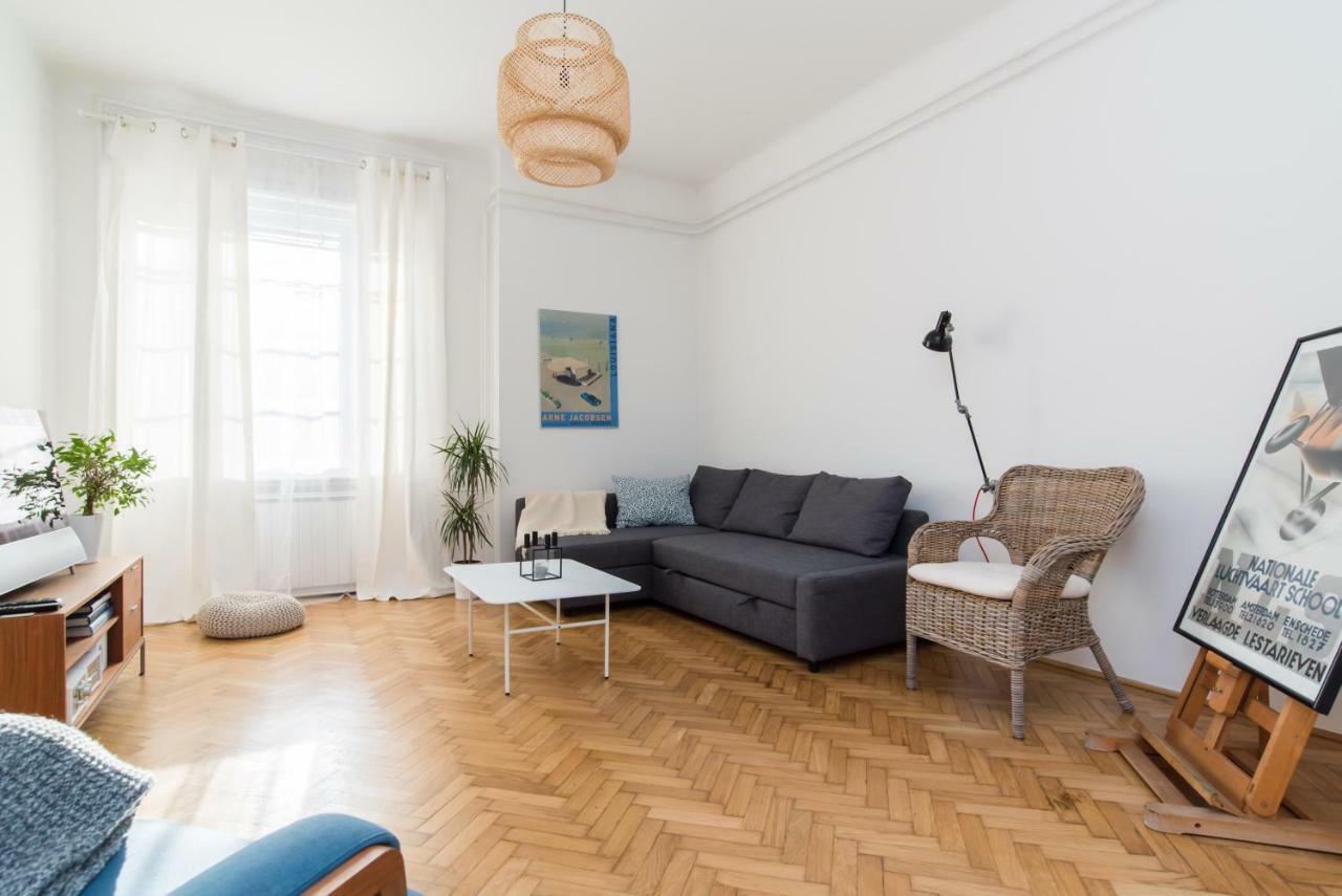 Klauzal Apartment W/3 Bedrooms, French Balcony Budapest Luaran gambar