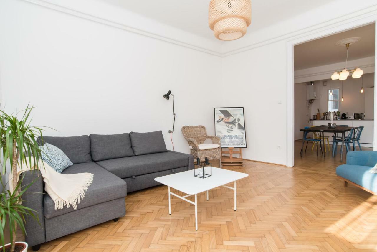 Klauzal Apartment W/3 Bedrooms, French Balcony Budapest Luaran gambar