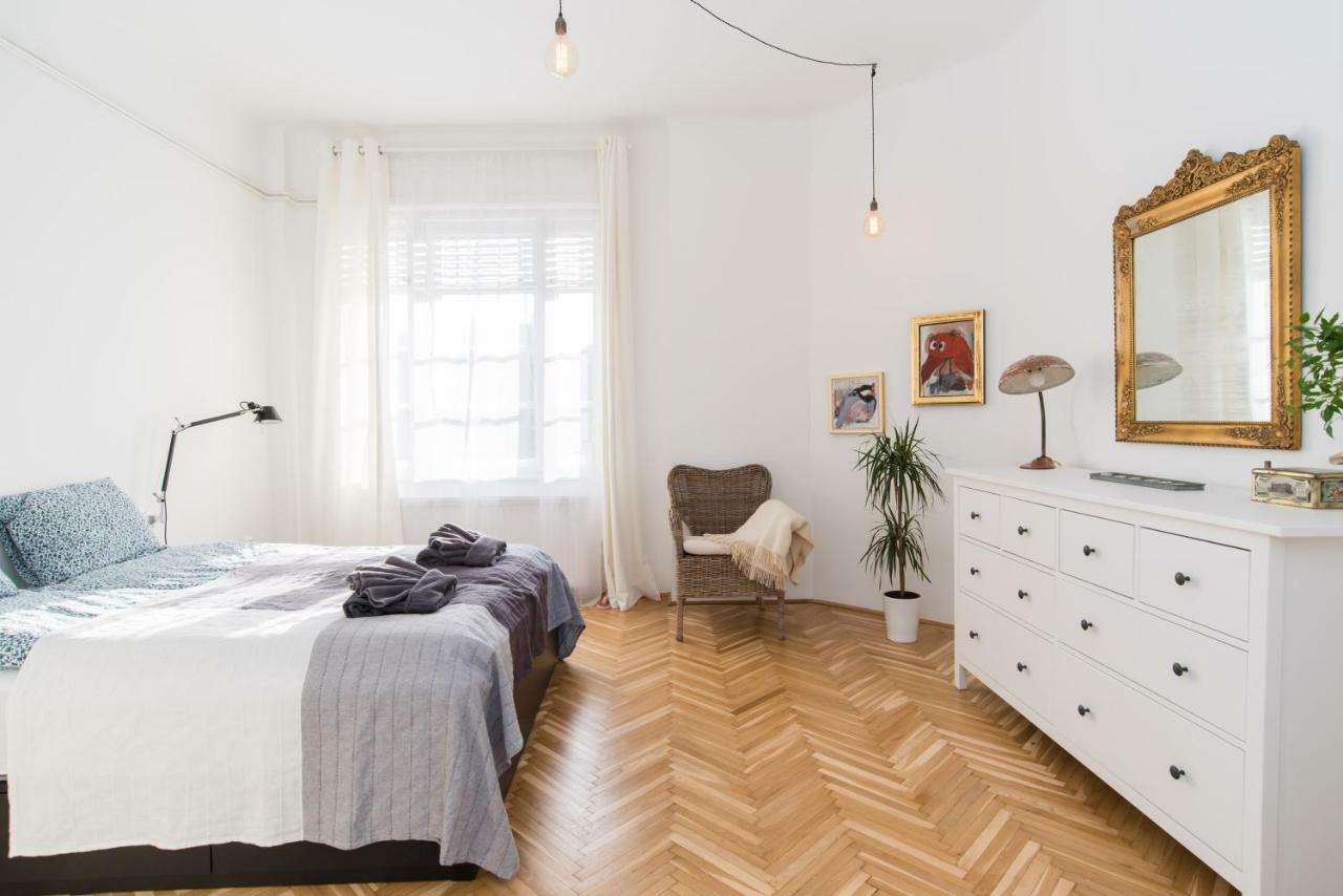 Klauzal Apartment W/3 Bedrooms, French Balcony Budapest Luaran gambar