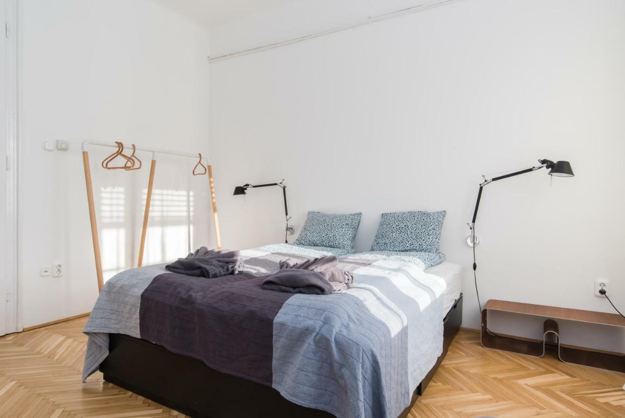 Klauzal Apartment W/3 Bedrooms, French Balcony Budapest Luaran gambar